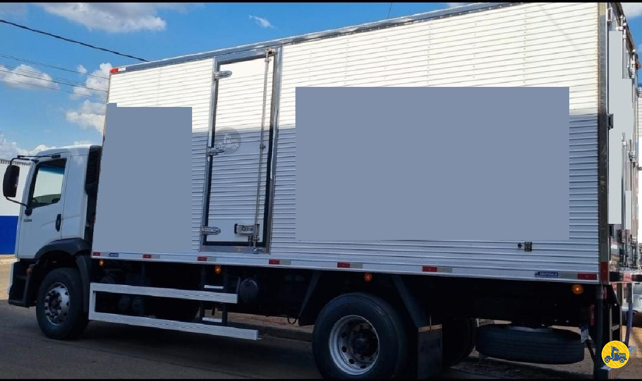 CAMINHAO VOLKSWAGEN VW 17260 Baú Frigorífico Toco 4x2 Ebenezer Caminhões e Carretas CAPAO BONITO SÃO PAULO SP